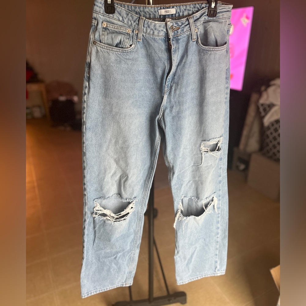 Distressed Forever21 Straight Jeans
